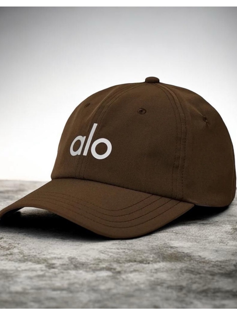 ALO Yoga Classic Logo Baseball Cap - Brown